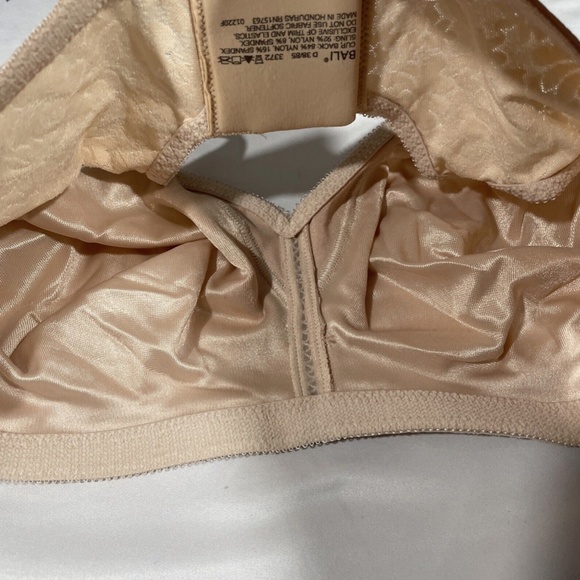 NEW BALI [ 38D ] Double Support Spa‎ Closure Wireless Bra in Nude - Picture 11 of 11